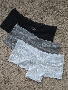 Valentina Lace Boyshorts Trio - Black, Gray & White
